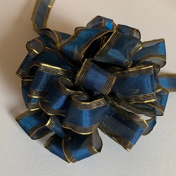 6 handcrafted bows for wreaths, gifts, etc - Picture 6 of 14